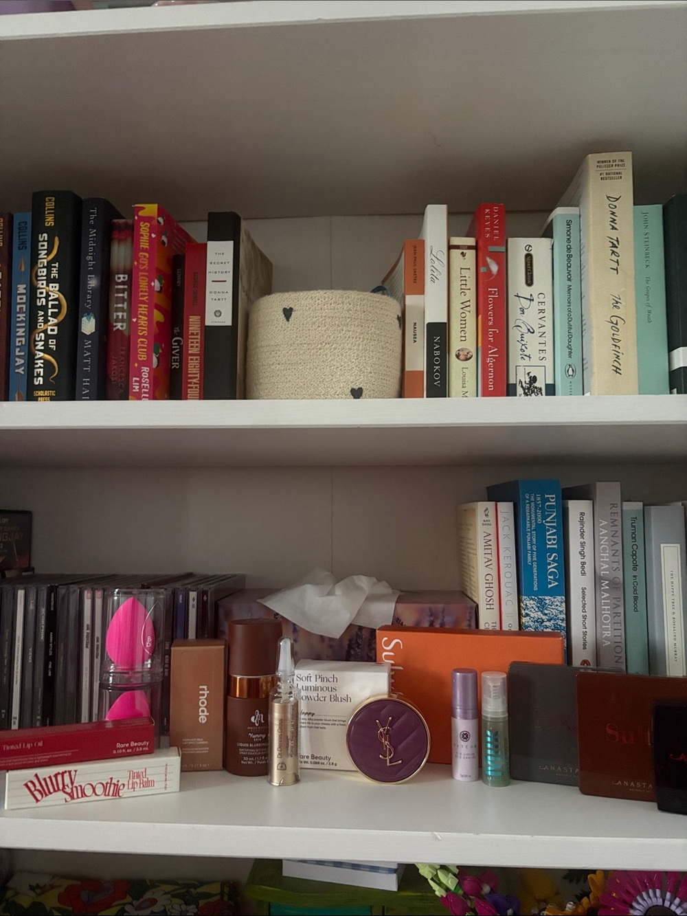 Basically brand new, or gently used makeup bundle, read listing.